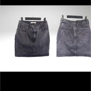 Faded gray levis skirt. Size 27.